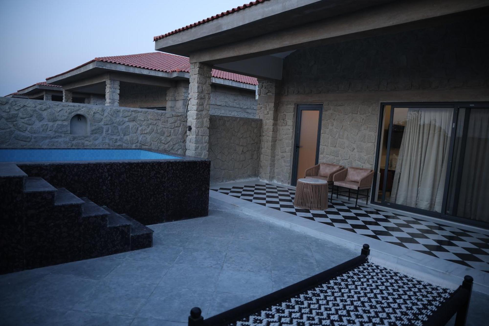 Отель Jawai Bera Leopard Camp Экстерьер фото