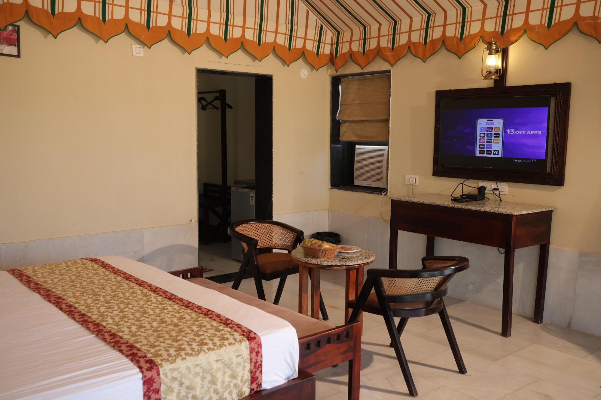 Отель Jawai Bera Leopard Camp Экстерьер фото